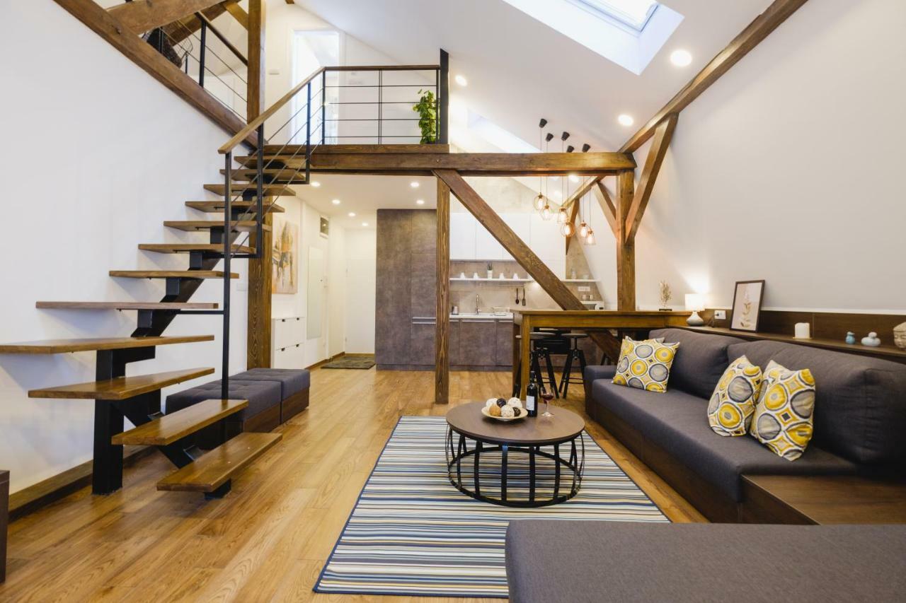 Lea Lux Apartament *